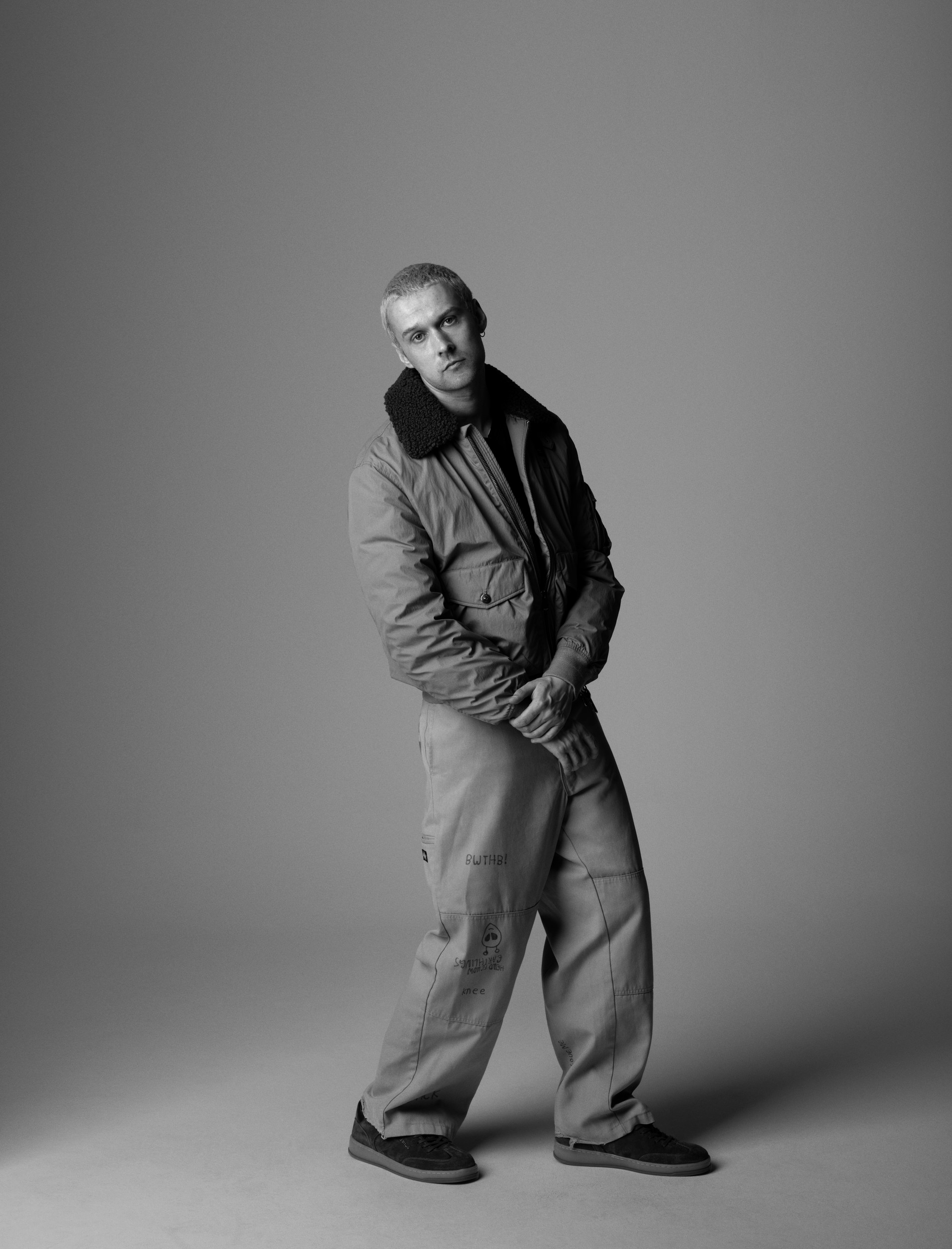 kathrin-hohberg-blauer-aw26-bryan-adams-jochen-pahs-06