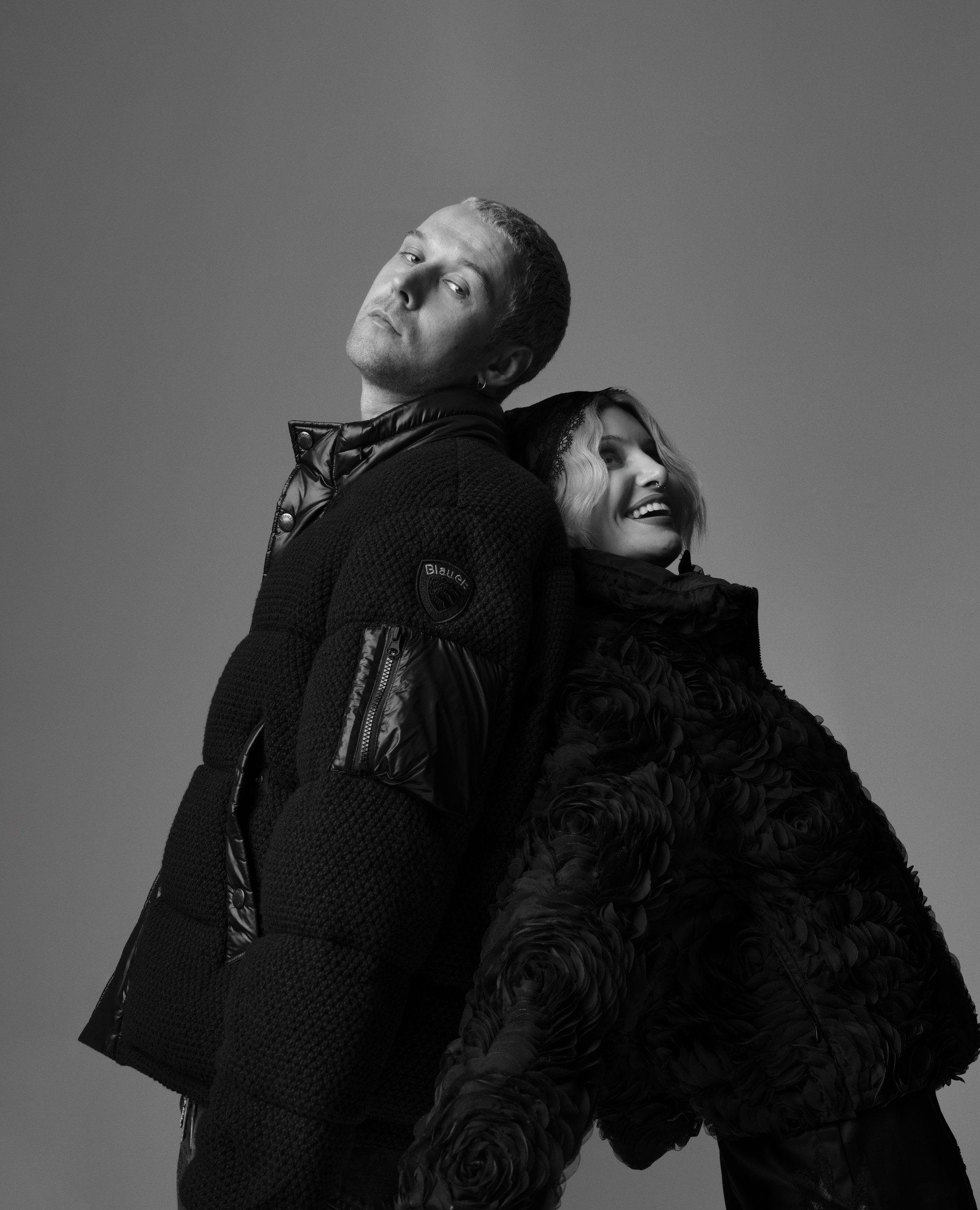 kathrin-hohberg-blauer-aw26-bryan-adams-jochen-pahs-08