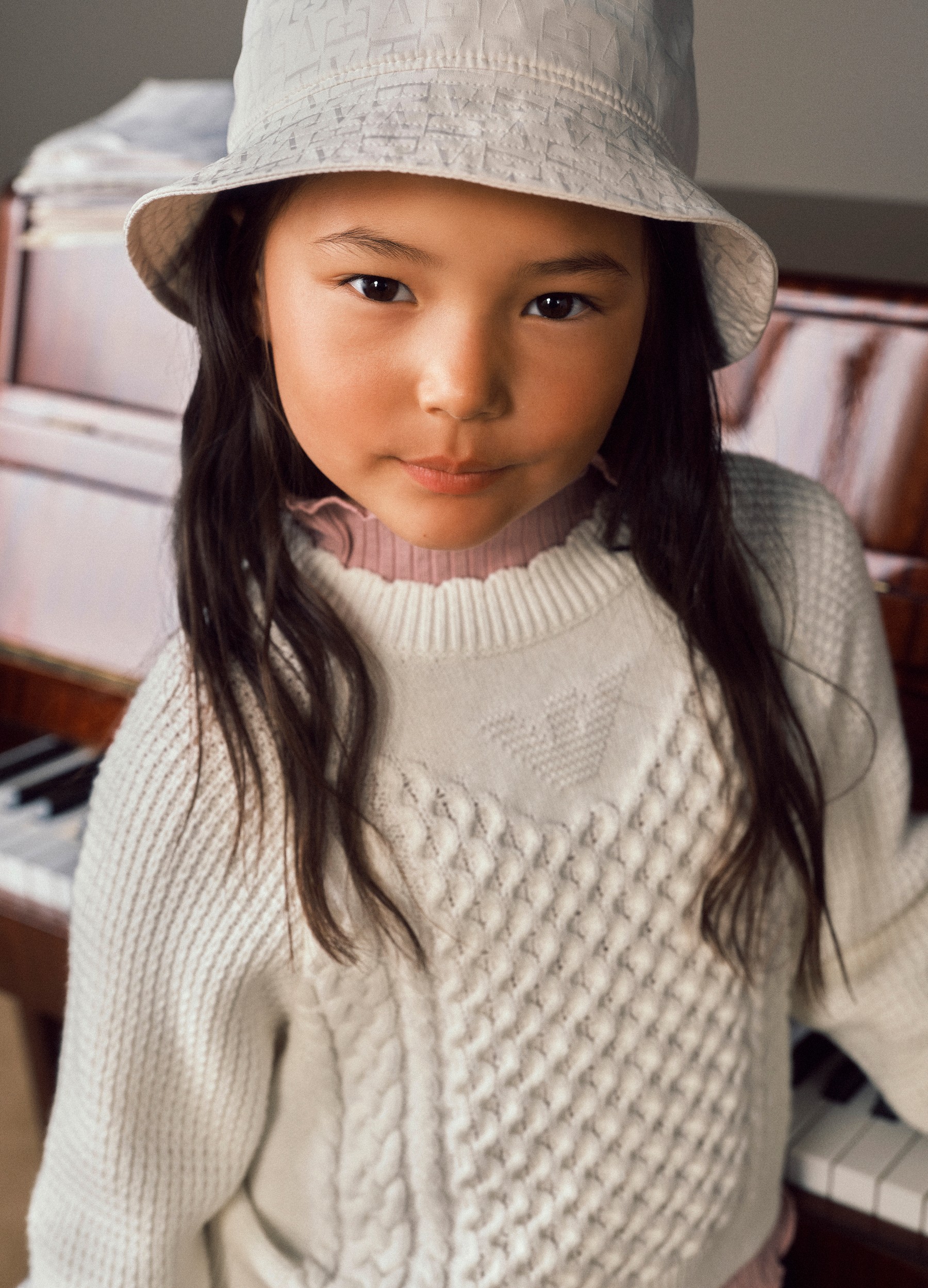 kathrin-hohberg-emporio-armani-junior-autumn-26-rocco-bizzarri-11