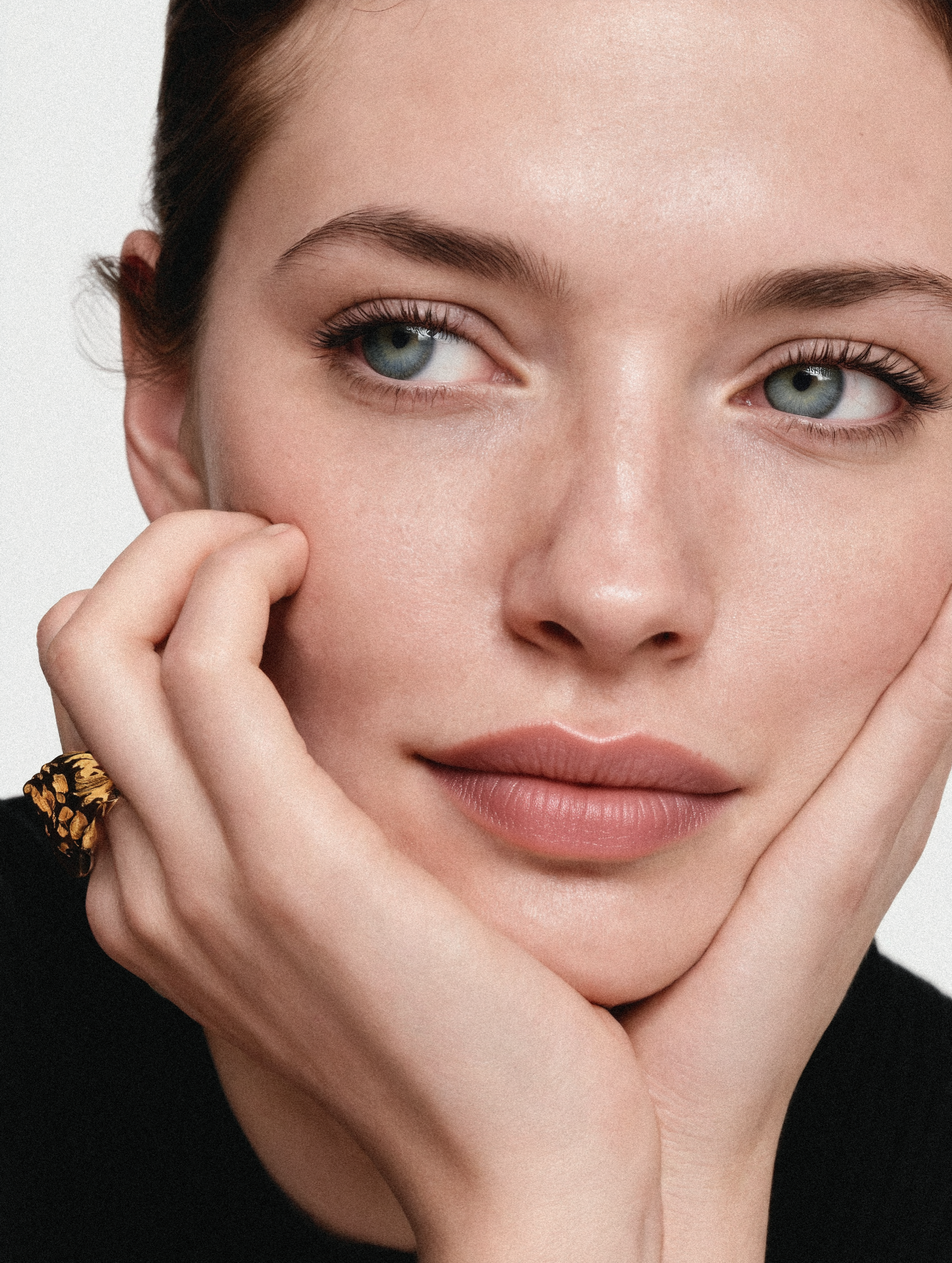 kathrin-hohberg-group-of-four-beauty-aug25-12