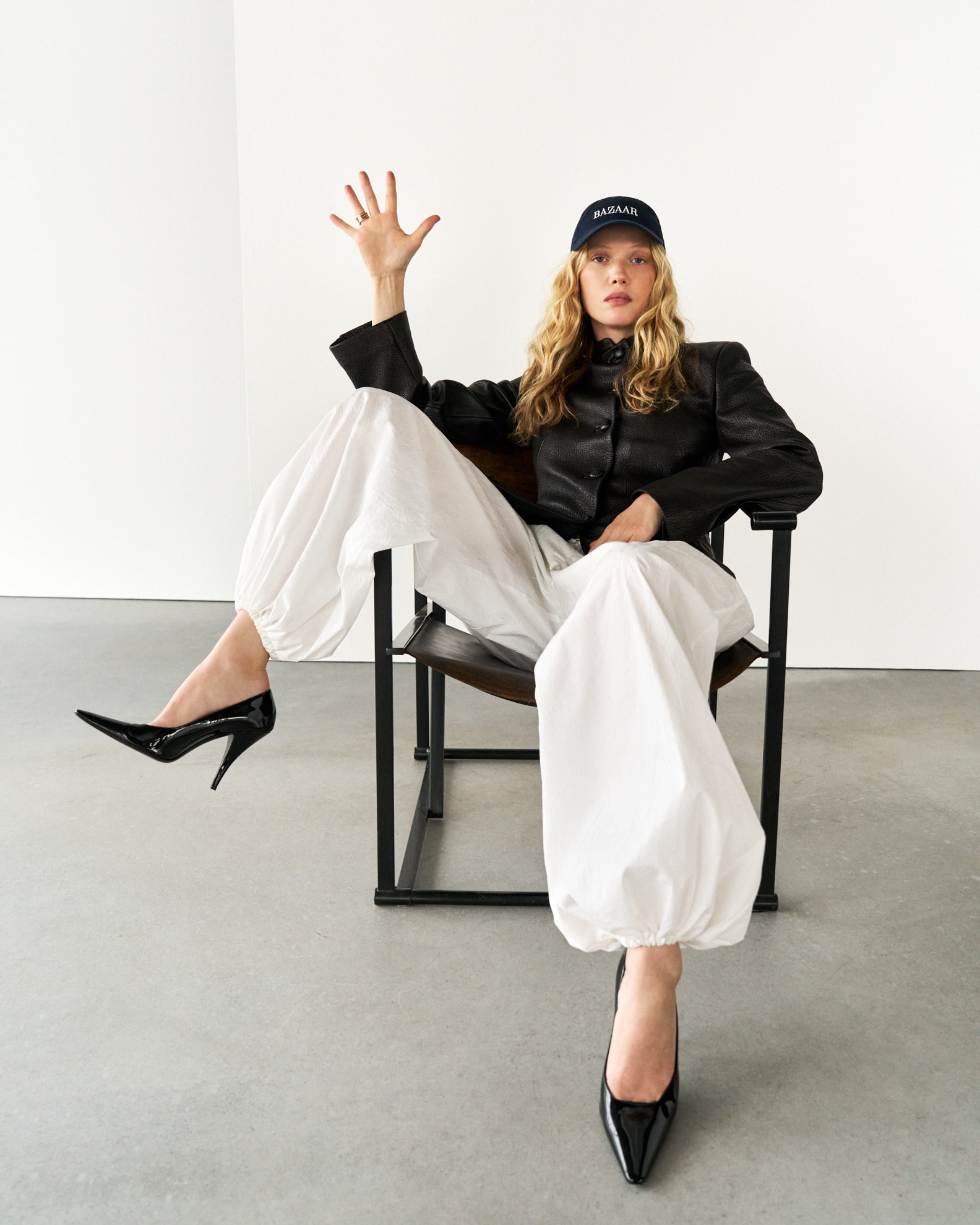kathrin-hohberg-harpers-bazaar-nl-sept-26-mick-de-lint-06