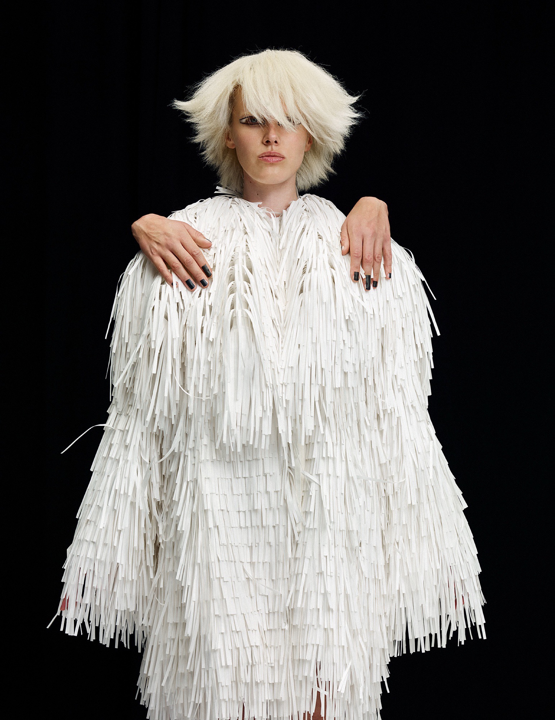 kathrin-hohberg-mirror-hw25-hallucinations-wendelien-daan-ellen-romeijn-06
